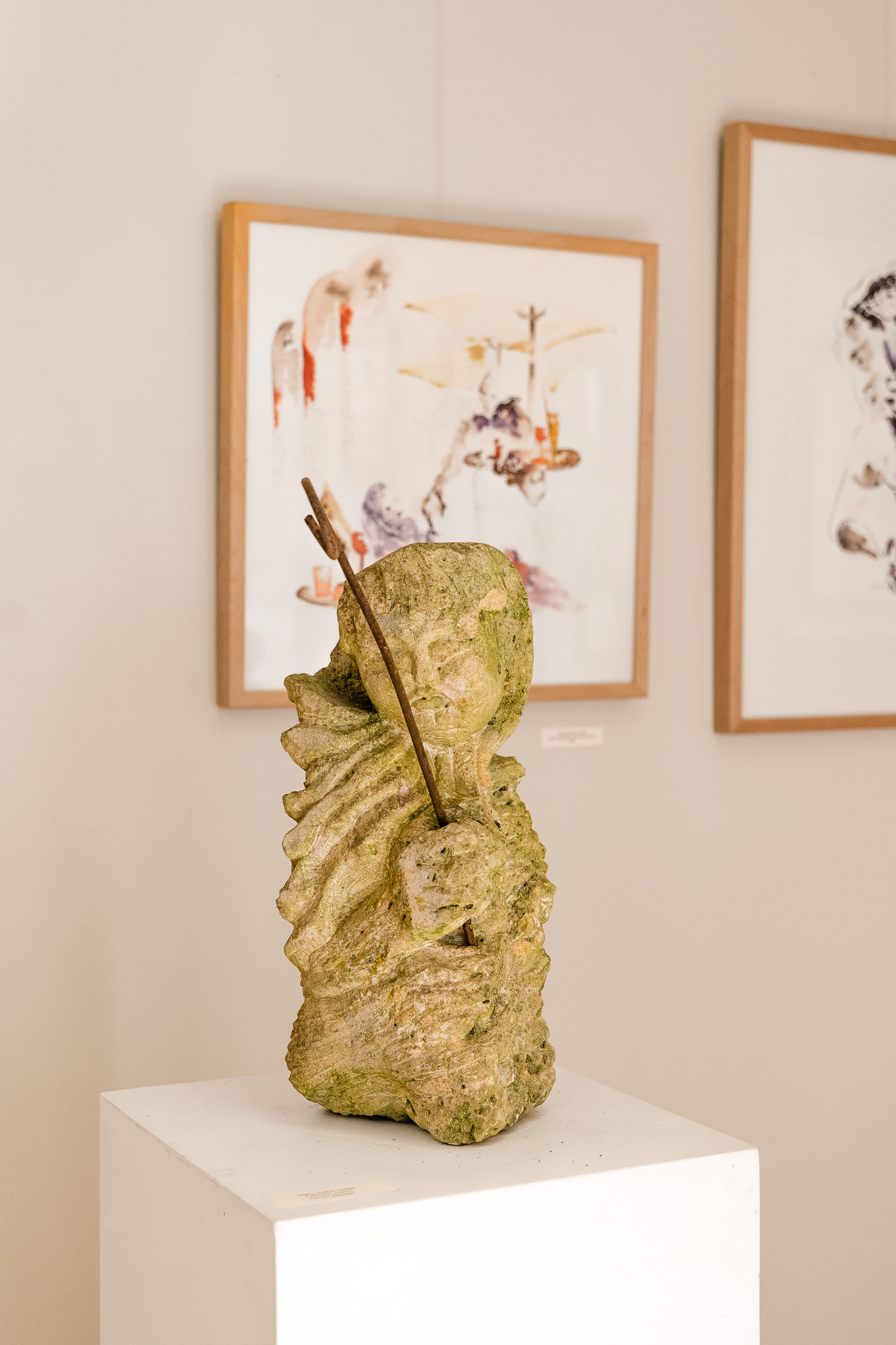 Statue exposée à l'atelier le Vivier à Moret-sur-Loing