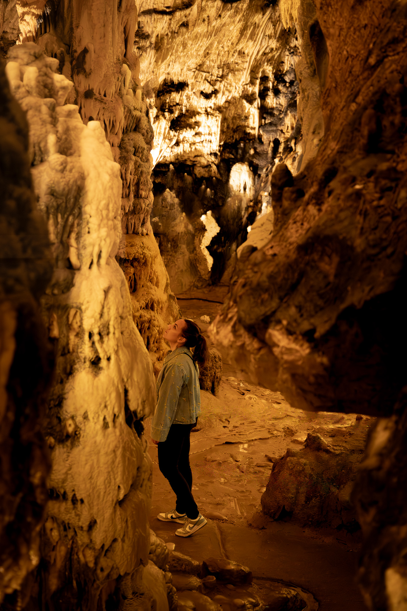l'intérieur de la grotte d'Osselle