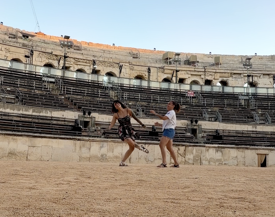 combat-arenes-de-nimes Combat de gladiatrices dans les arènes de Nîmes