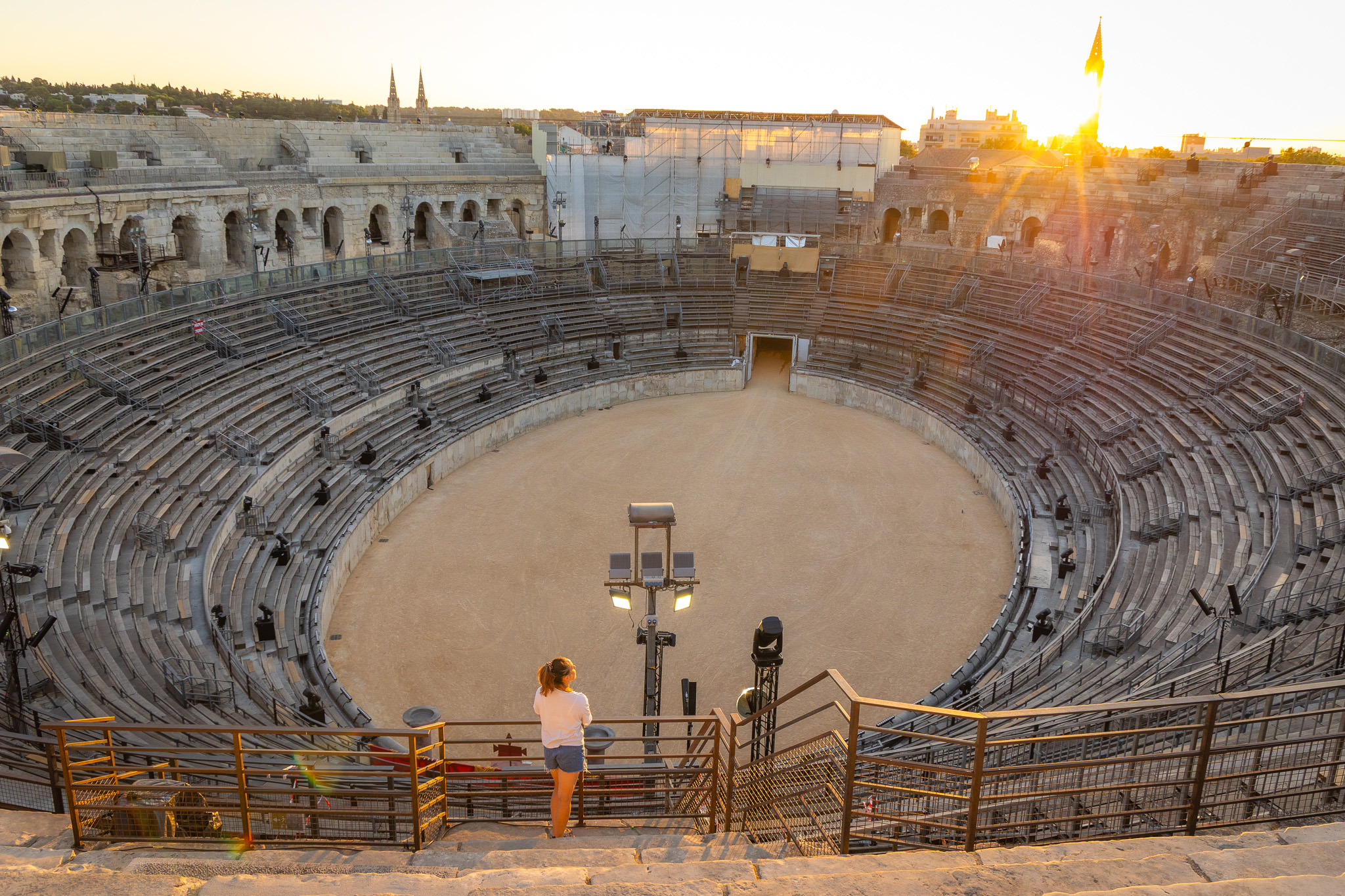 lever-du-soleil-arene-nimes Lever du soleil à l'intérieur des Arènes de Nîmes