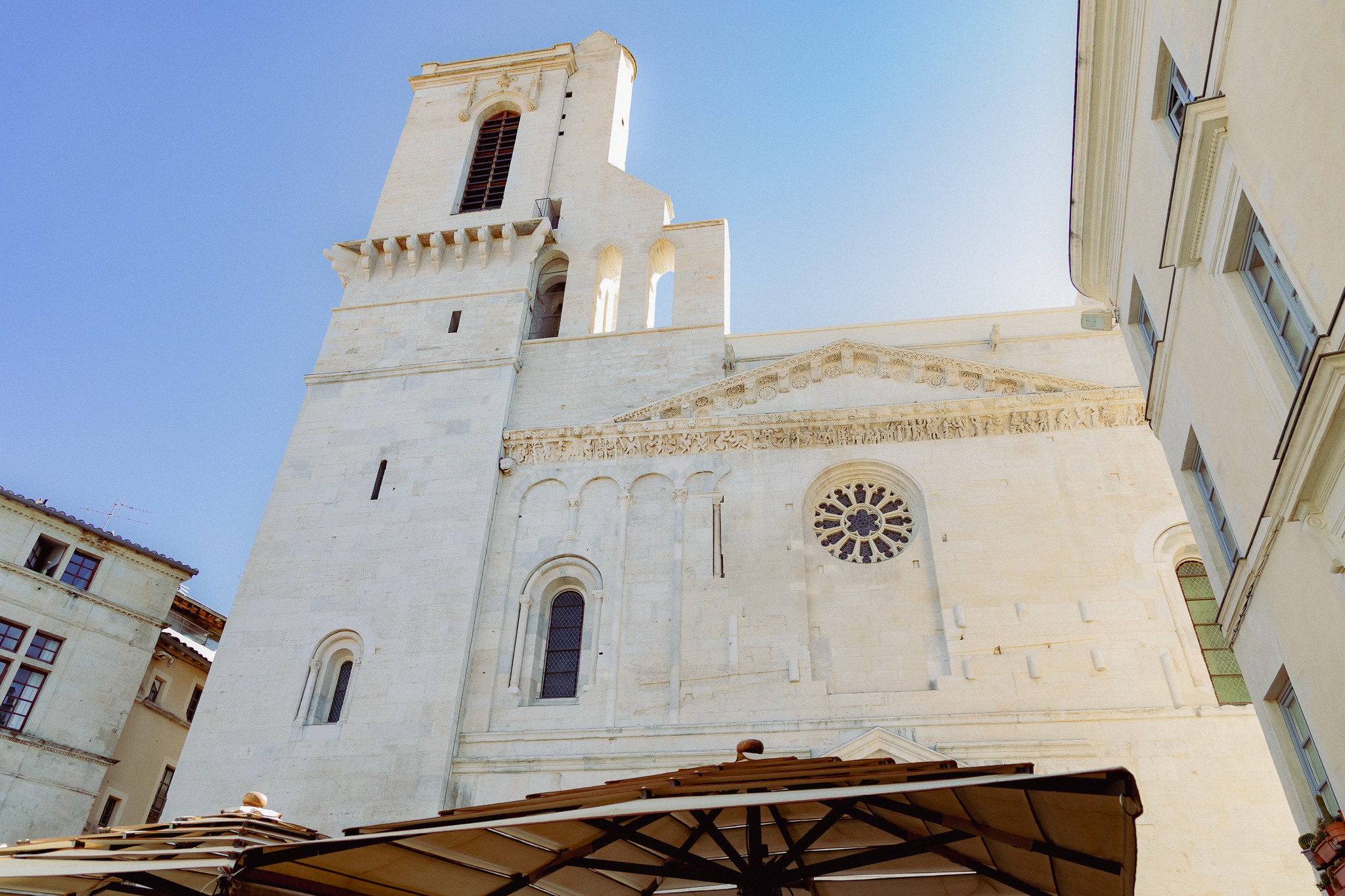 Cathédrale du centre historique de Nîmes