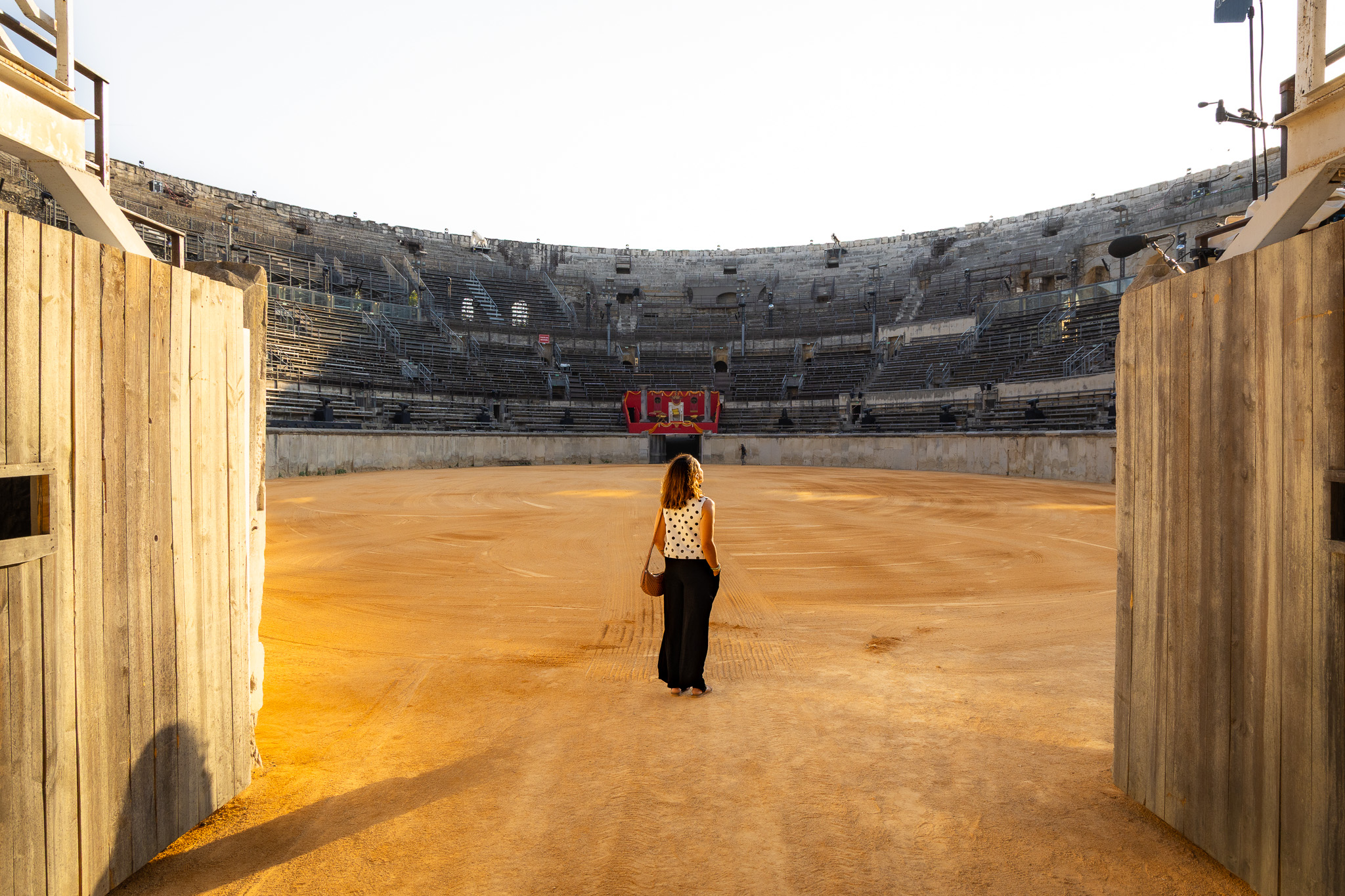 vue sur l'intérieur des Arènes de Nîmes